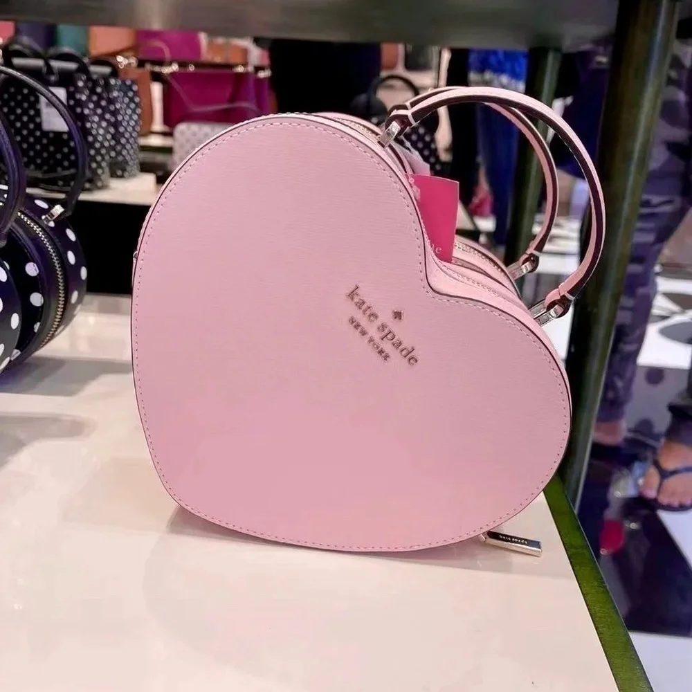 Kate Spade large heart Bag. NWT